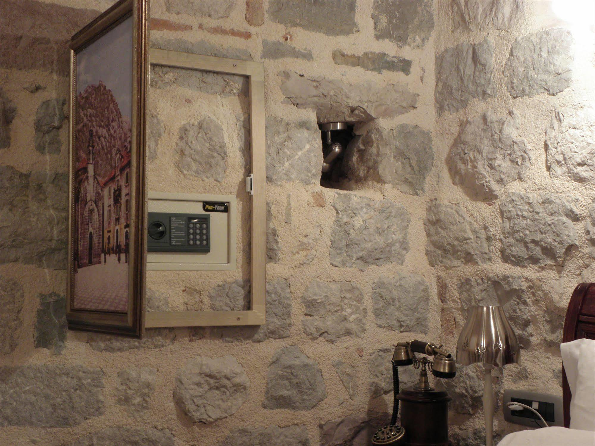 Hotel Duomo Kotor
